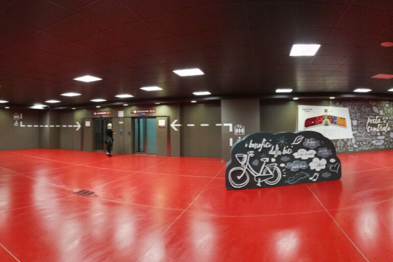 Prima Pavimentazioni in resina per il parcheggio Coop Prato