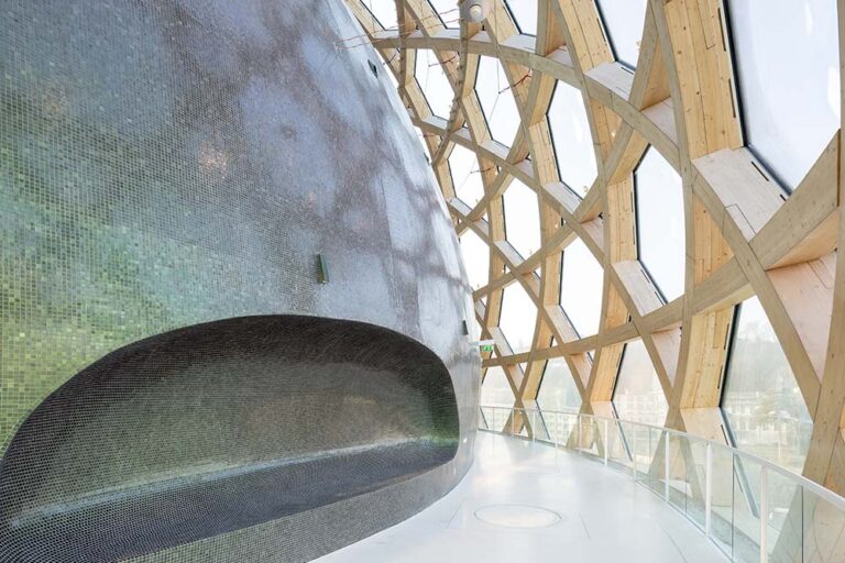 Prima Pavimenti per la Seine Musicale di Parigi: Resina e Design Contemporaneo