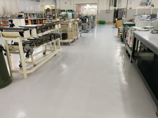 Pavimenti in resina: il materiale più amato dagli Interior Design -  Fortunato Demolizioni