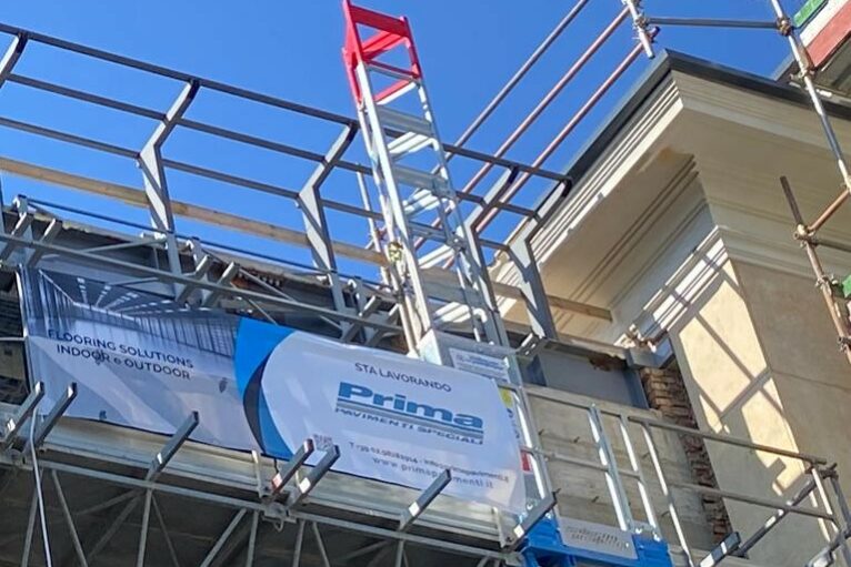 Prima Pavimenti si sta occupando del restyling dei pavimenti della succursale di Banca Sella l'immobile di corso Galileo Ferraris a Torino dove si trovava precedentemente la sede della Juventus