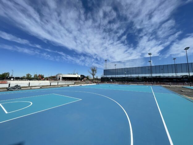 I pavimenti sportivi Prima Pavimenti per il campo del Derthona Basket