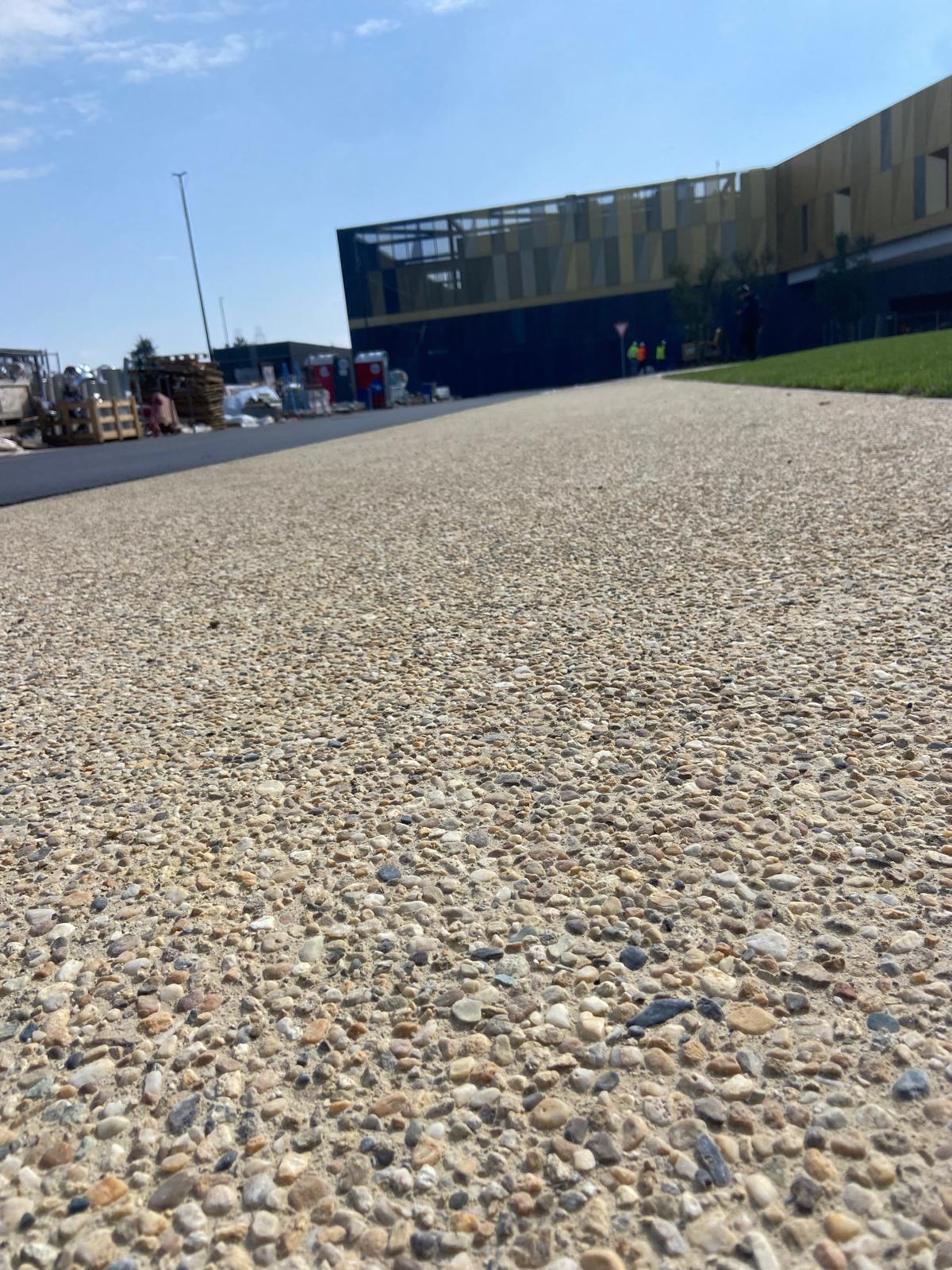 PRIMA GROUND® - Calcestruzzo architettonico in sasso lavato per HQ Bulgari Valenza