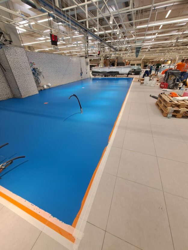 rivestimento in poliuretano-cemento Ucrete per reparto pescheria GDO e cella frigorifera di Carrefour Montecucco Torino