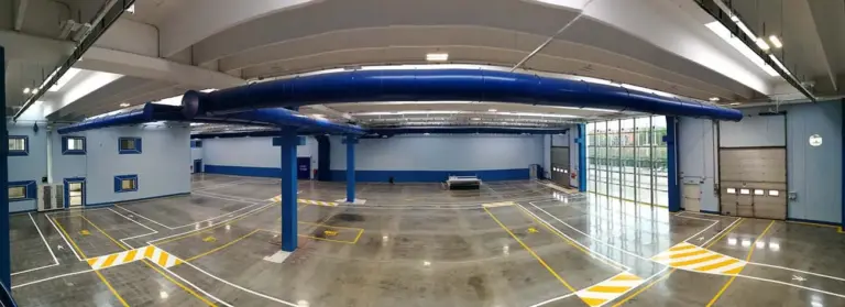 Fast_Line_System_segnaletica UV per industria e magazzino