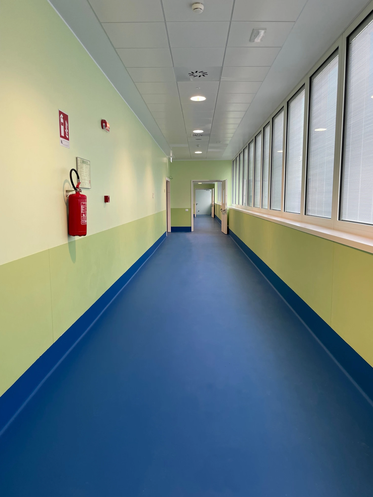 Pavimenti resina antibatterici per ambienti a basso rischio