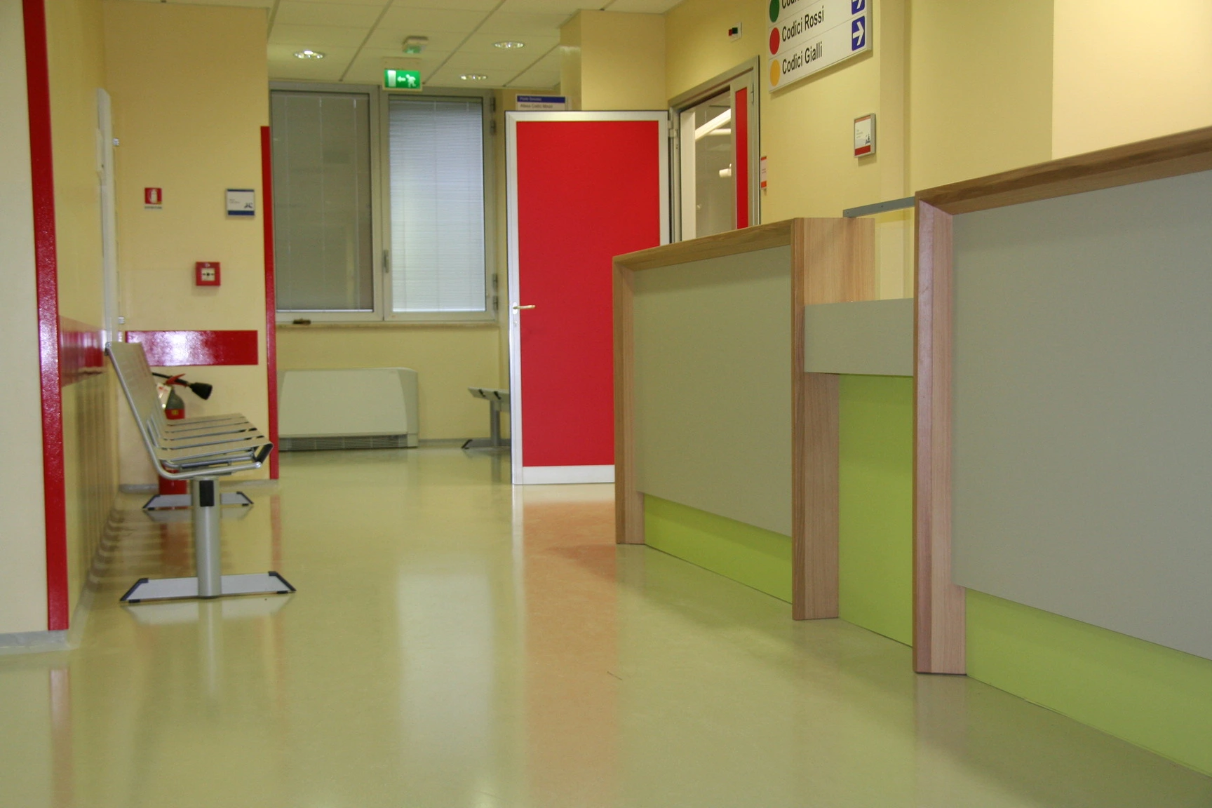 Pavimenti resina antibatterici per ambienti a basso rischio