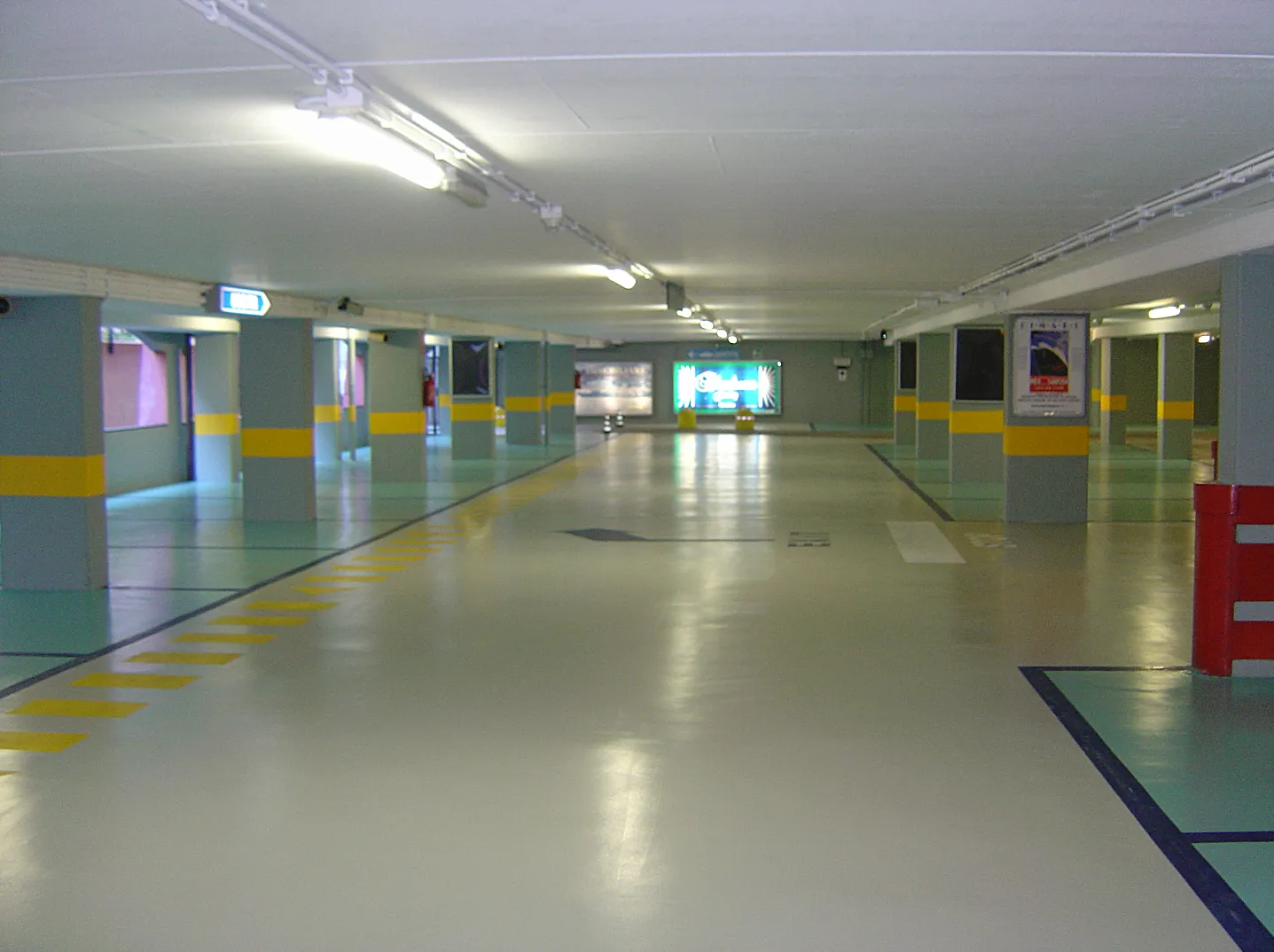 Pavimento in resina MAPEFLOOR PARKING SYSTEM RHT per il Parcheggio interrato di Portofino