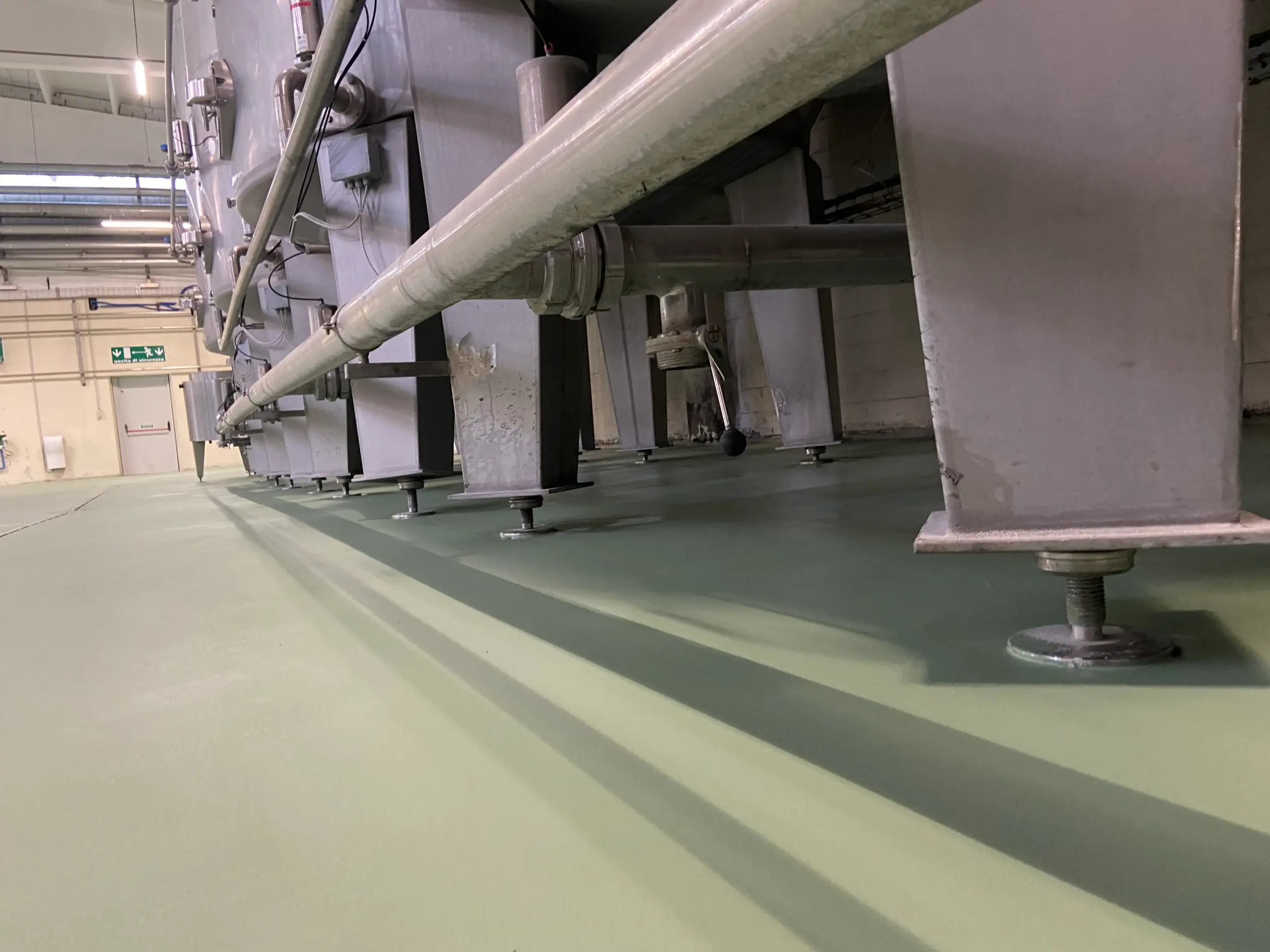 Pavimento in resina MAPEI MAPEFLOOR SYSTEM 52 per industria di lavorazione della frutta