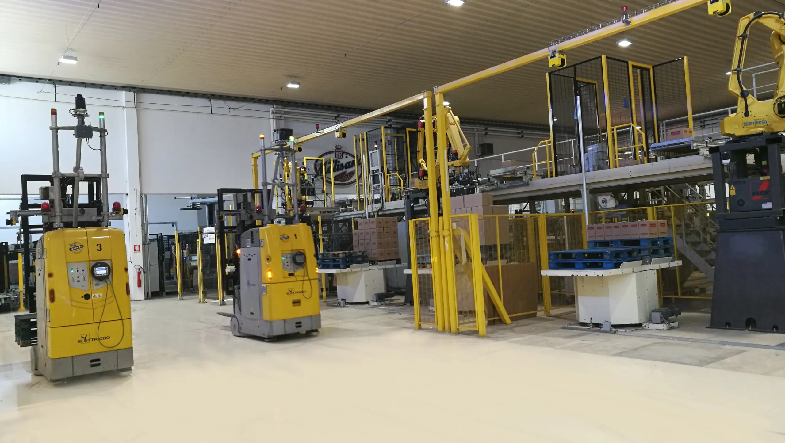 Pavimento in resina MAPEI MAPEFLOOR SYSTEM 53 per il magazzino automatizzato de La Molisana