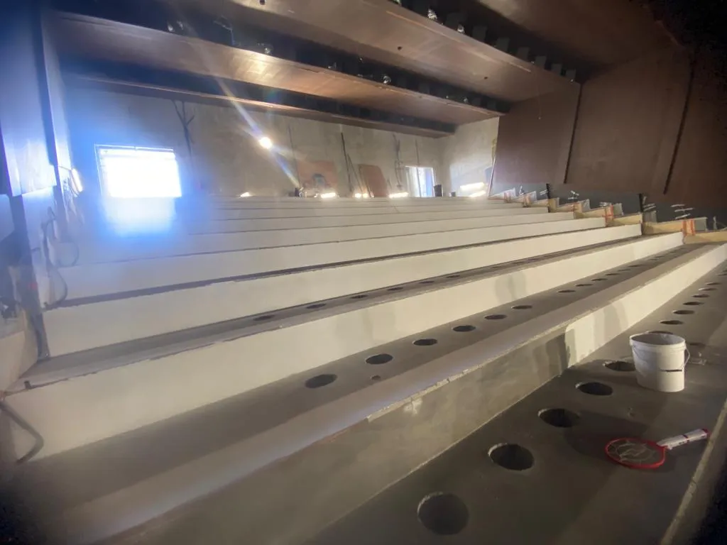 Gradinate in resina anfiteatro Nuovo ospedale CHU in Guadalupa