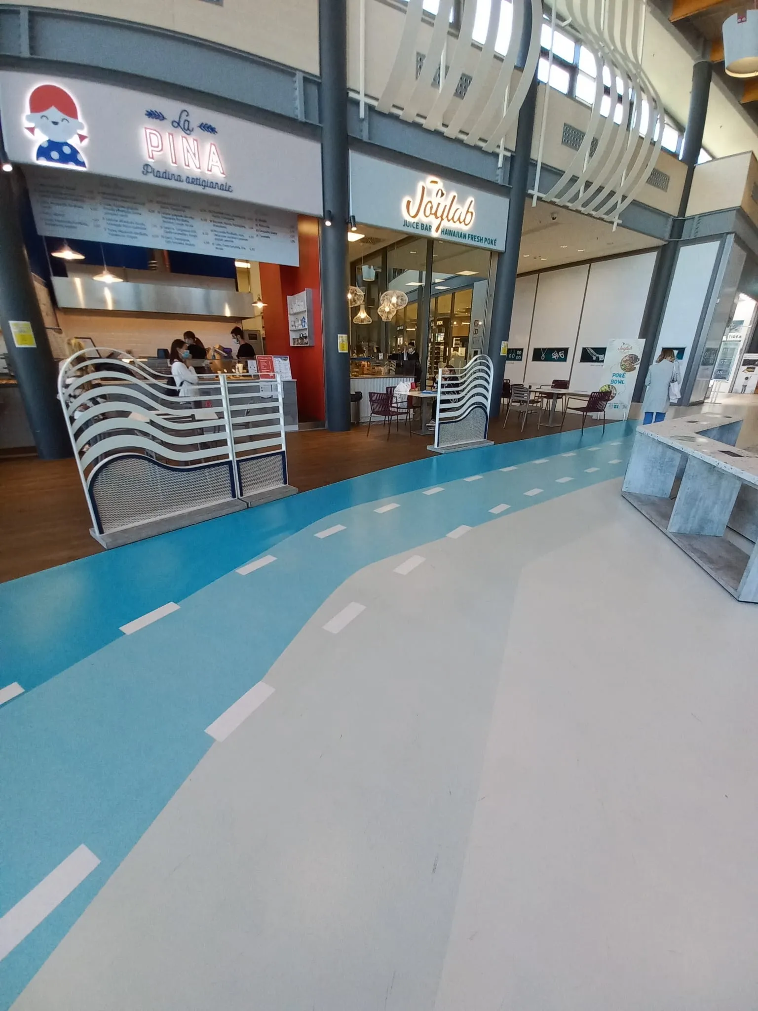 PAvimenti in resina e sport lines Centro Commerciale Levante