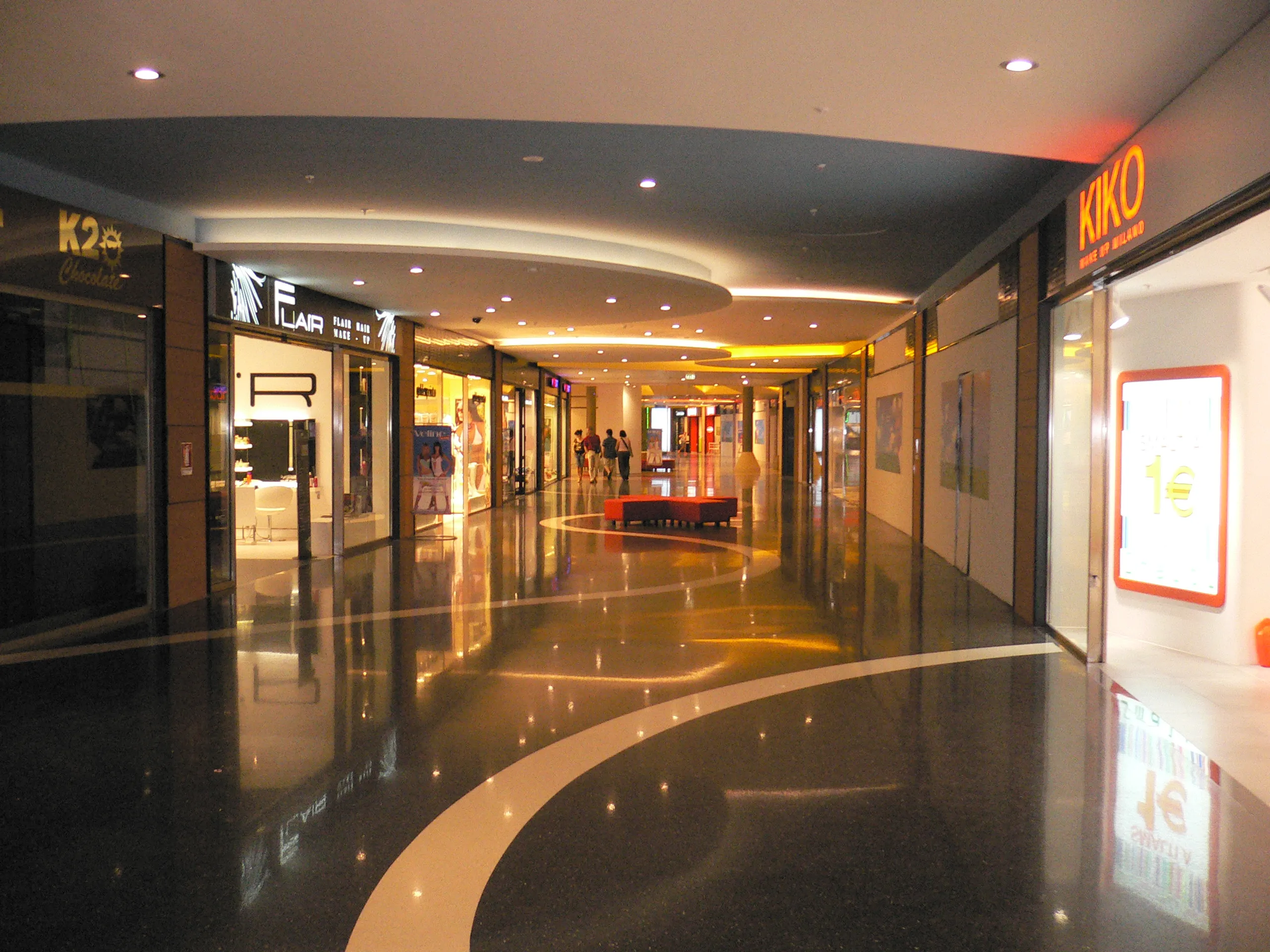 Pavimento in Terrazzo alla Veneziana Galleria Commerciale I Gigli